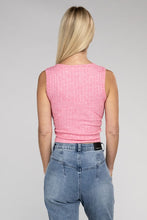 Load image into Gallery viewer, Ribbed Scoop Neck Cropped Sleeveless Top
